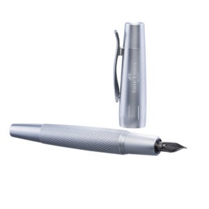 Packshot pennen vulpen zonder spiegeling grijs kopieren 300x300 - fashion &amp; lifestyle foto’s