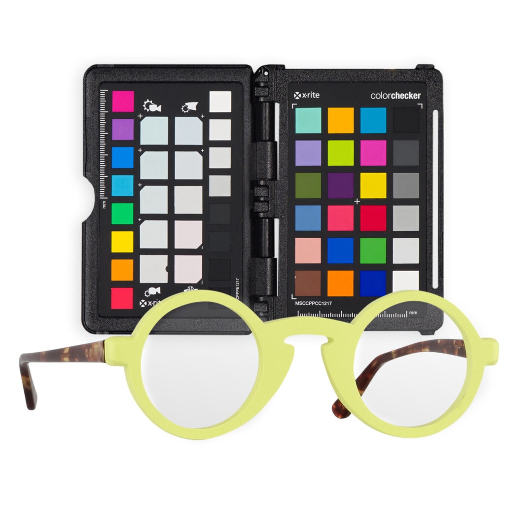 productfotografie brillen echte kleuren 1024x1024 - Packshots van brillen